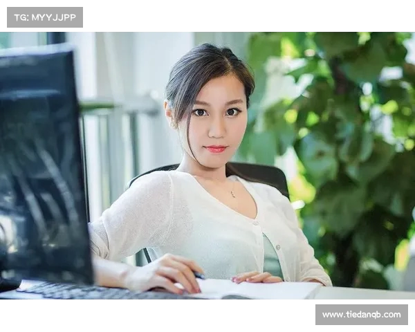 转正之路上的不平等:李语蔚与袁雨佳的经历引发的职场反思 转正之路上的不平等:李语蔚与袁雨佳的经历引发的职场反思